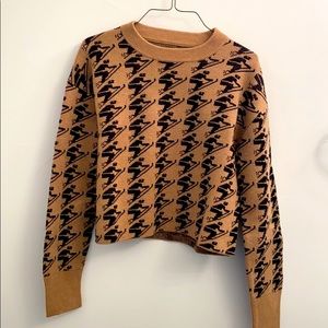 Vintage style cropped sweater